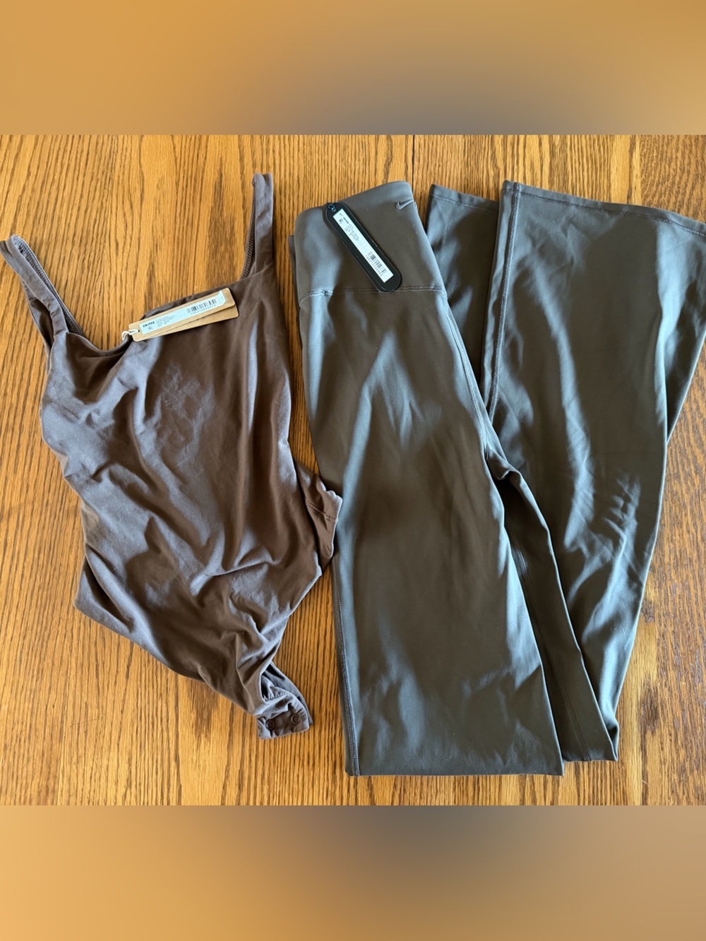 SKIMS XS Bodysuit & Nike Skims Pants